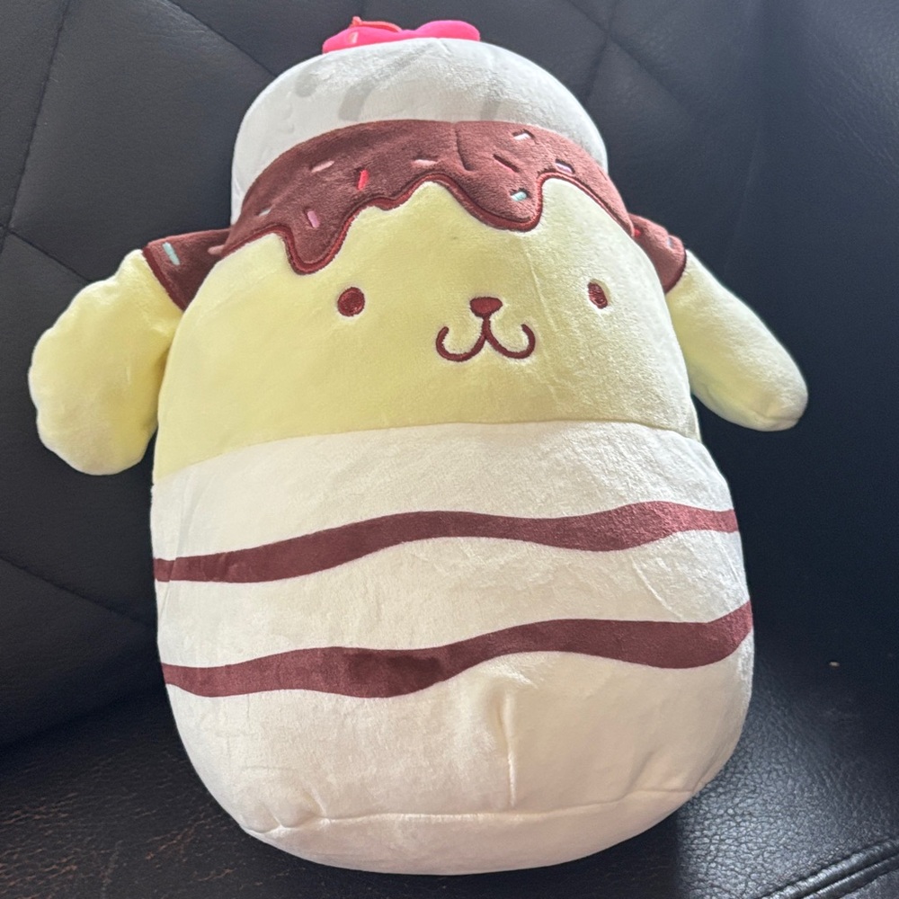 Squishmallows Hello Kitty Pompompurin
